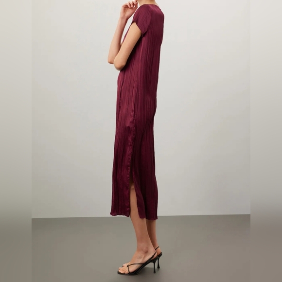 Madewell Women's Short-Sleeve Silky Slip Midi Dress in Plissé, Dark Red, XS NWOT - Picture 3 of 13